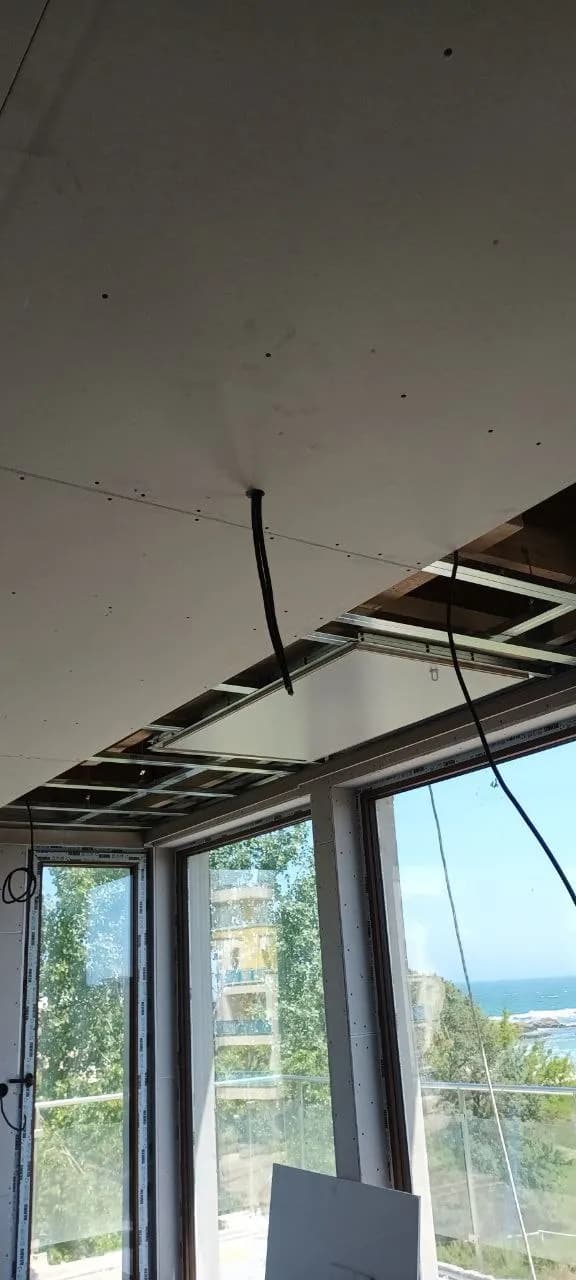 Монтаж на гипсокартон